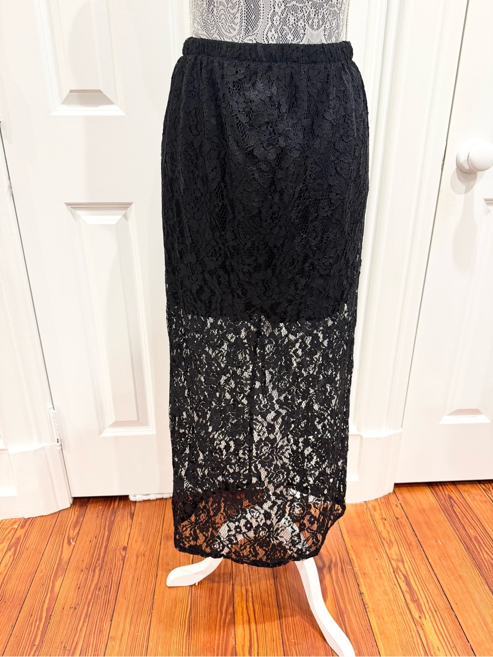 Black Lace Maxi Skirt Over Short Black Mini Skirt
Sz. M Goth Whimsigoth Fairy